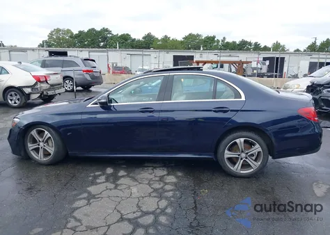 2017 Mercedes-Benz E 300 4Matic z USA, uszkodzony, nr VIN WDDZF4KB6HA114771